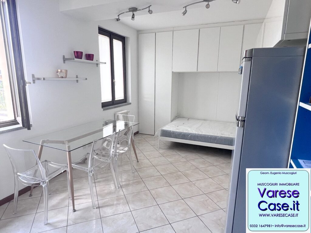Monolocale ARREDATO in AFFITTO a VARESE (Zona Ospedali)